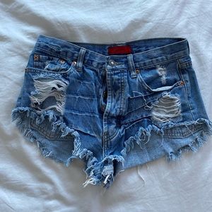Signature 8 denim shorts
